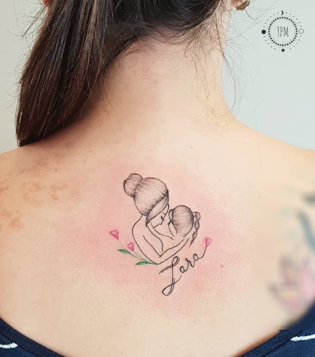 татуировки для мамы на груди фото 33