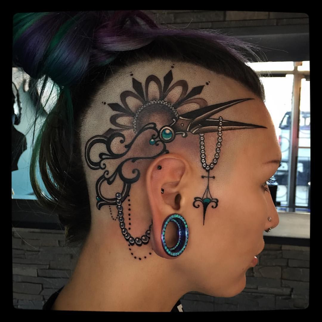 Татуировки для парикмахеров женские