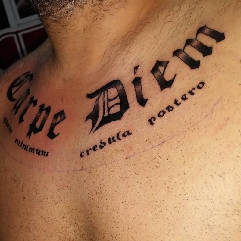 Татуировки на латыни Carpe Diem