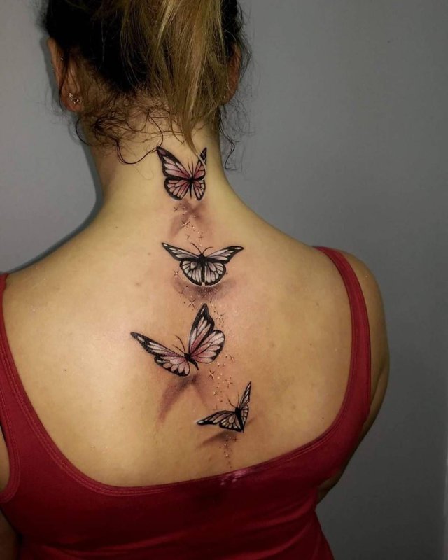 Татуировки бабочек на шее