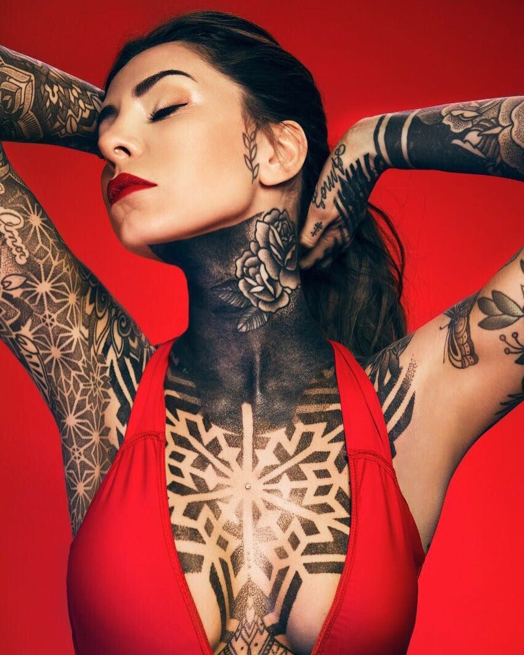 Модели с татуировками