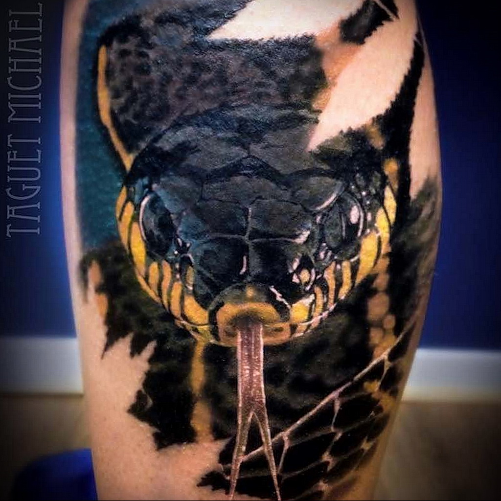 Татуировка змея Анаконда