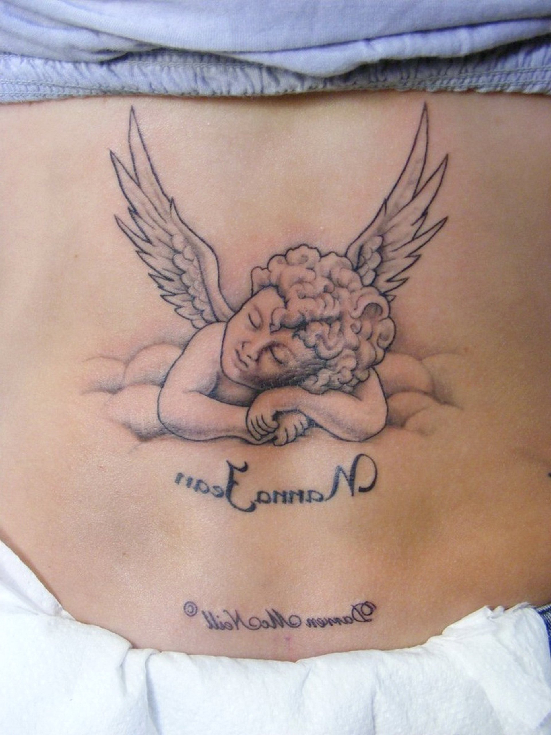 Татуировки для девушек ангел.