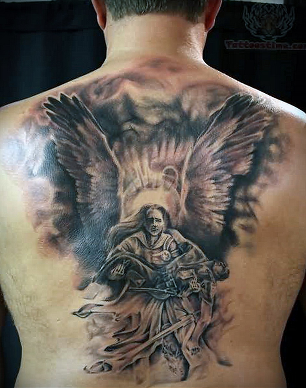 татуировки для мужчин фото ангел
