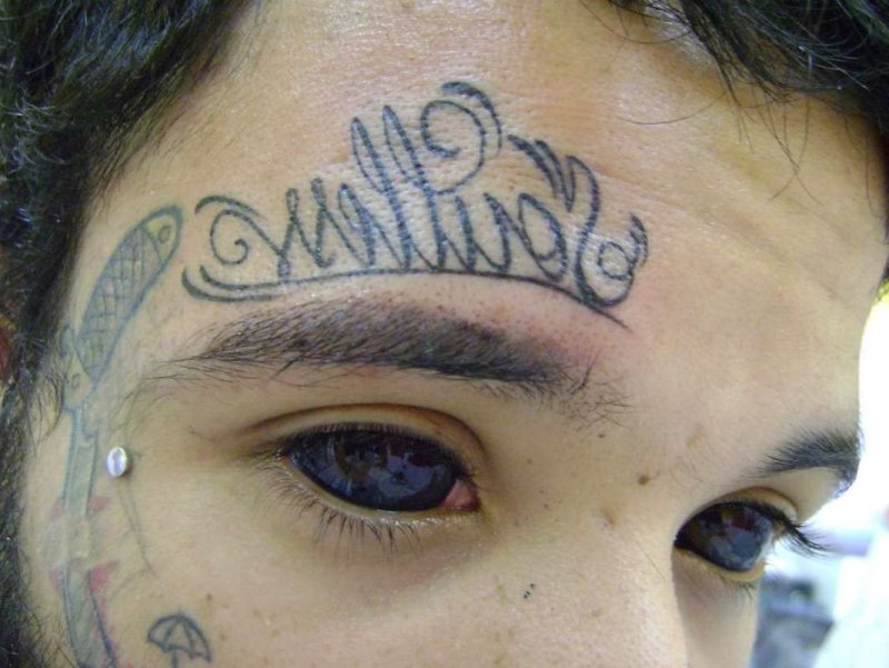 Парни с Татуировки в глаз